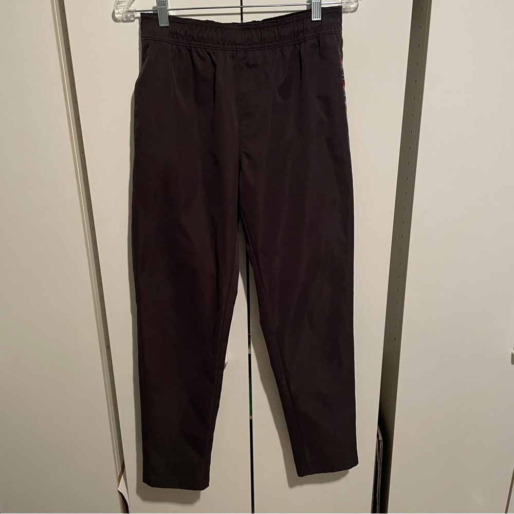 Wowie Size Medium Gray/ Charcoal Aztec Jogger Pants with Elastic Waist